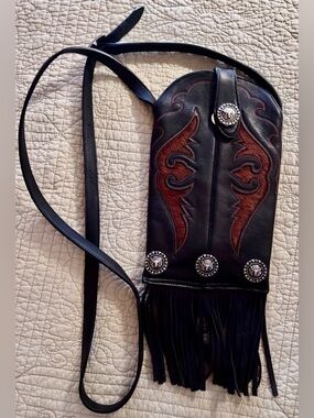 Shyanne-Black Leather Fringe Crossbody Bag with Brown Tooled Accents